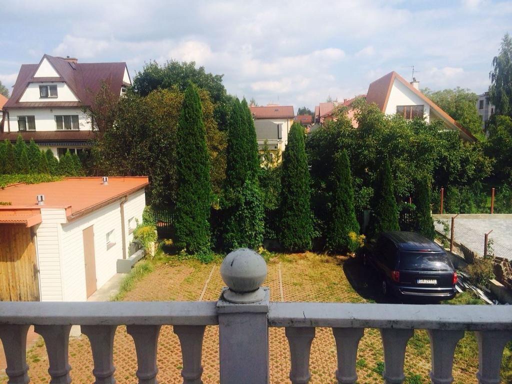Rezydencja Parkowa Hotel Varşovia Exterior foto