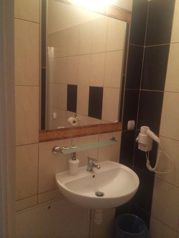 Rezydencja Parkowa Hotel Varşovia Cameră foto