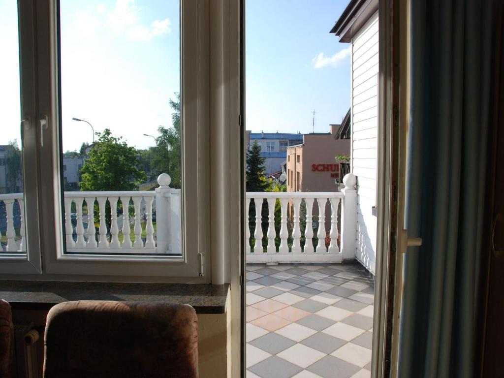 Rezydencja Parkowa Hotel Varşovia Exterior foto